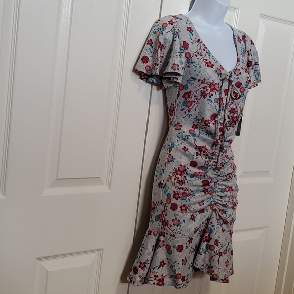 Disney Princess dress size XS - Picture 4 of 10